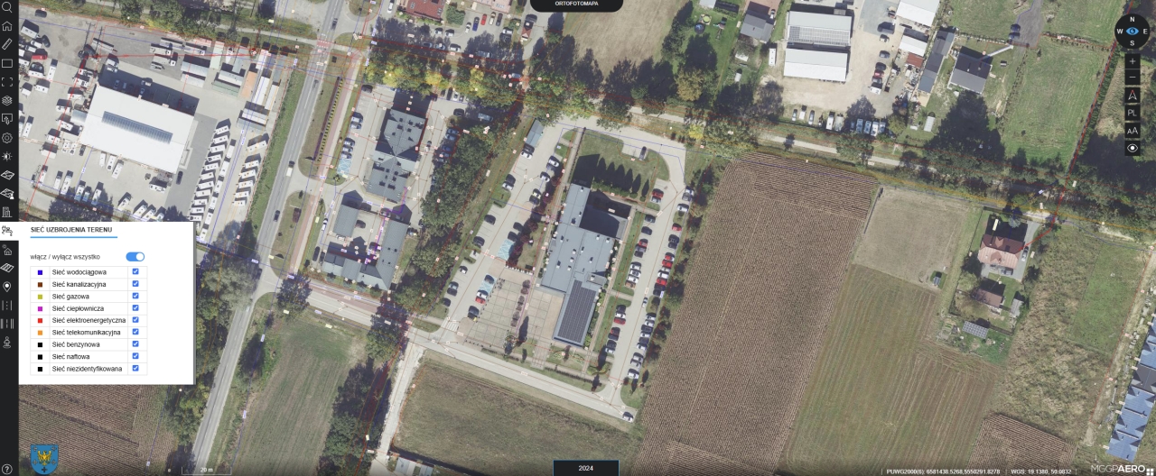 Zrzut ekranu z aplikacji Obliview - narzędzie Sieć Uzbrojenia Terenu