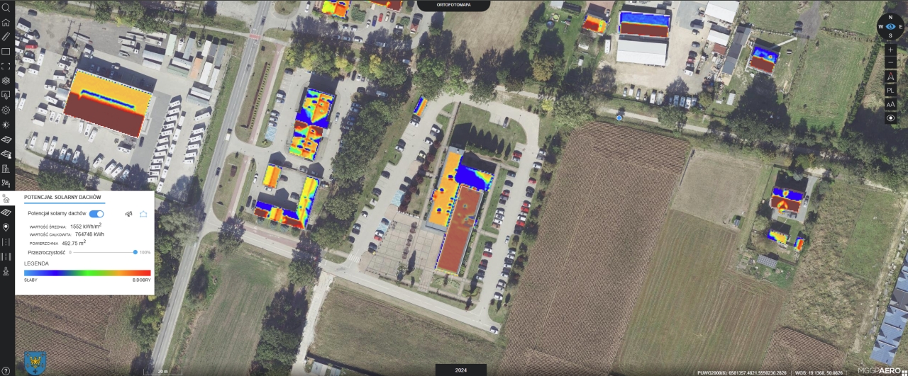 Zrzut ekranu z aplikacji Obliview - Potencjał Solarny Dach&oacute;w
